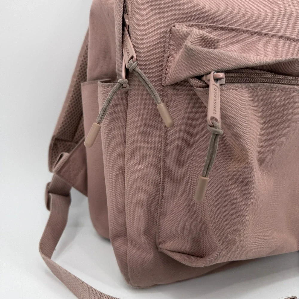 Herschel Supply Co‎ Classic XL Backpack Ash Rose Pink 30L Laptop Sleeve XL-25L